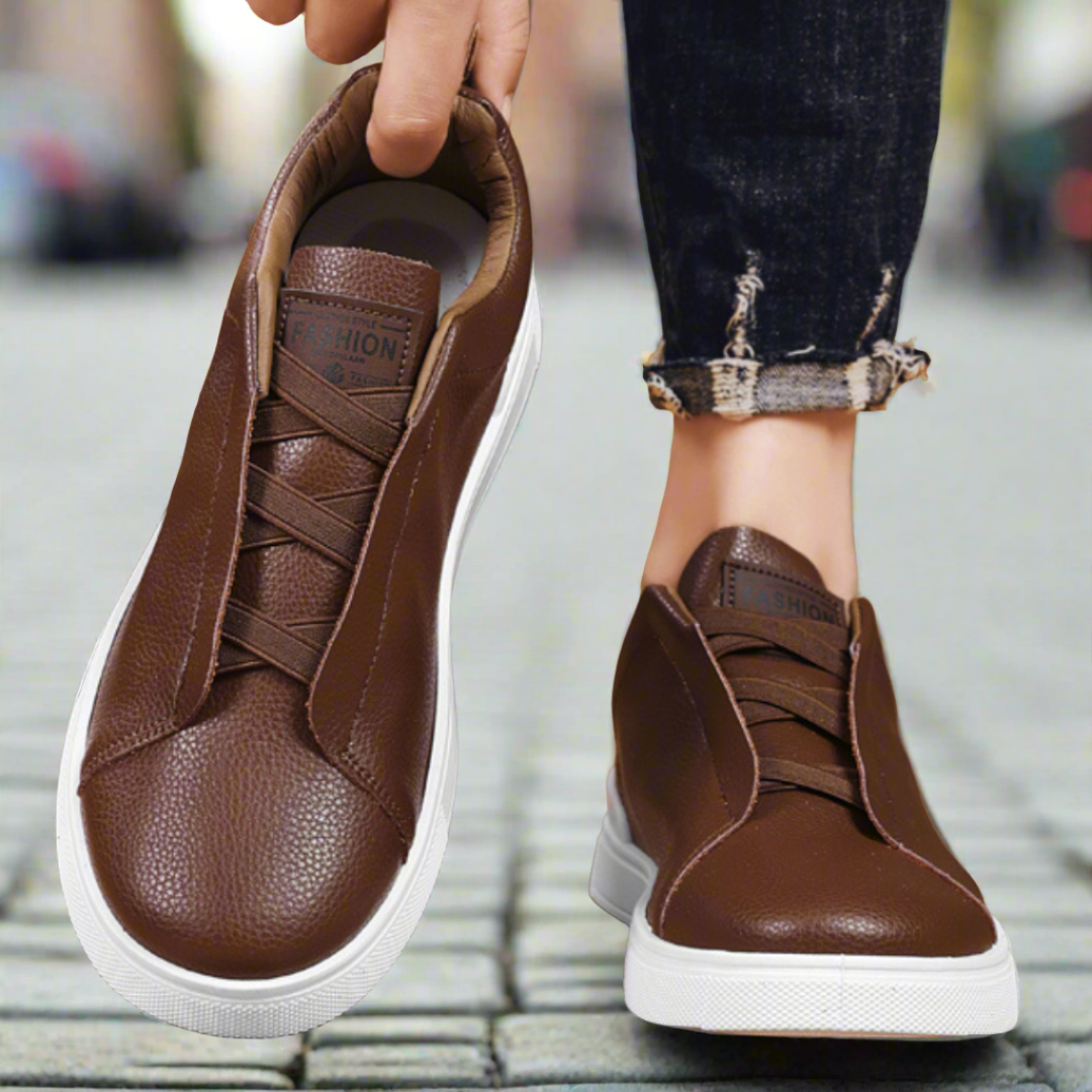 Lusitannas Casual - Sapatilha Masculina Casual em Couro