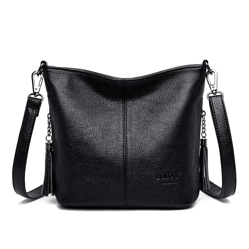 Bolsa "Lany Soft Tassel" – Elegância Casual com Estilo