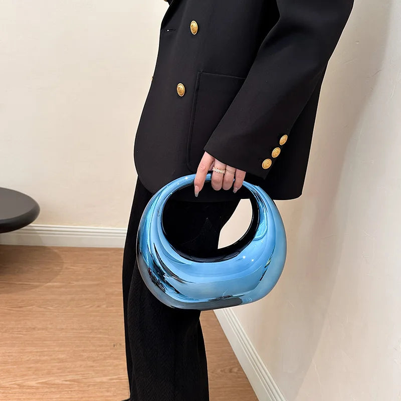 Clutch Dourada Reflexo de Luxo