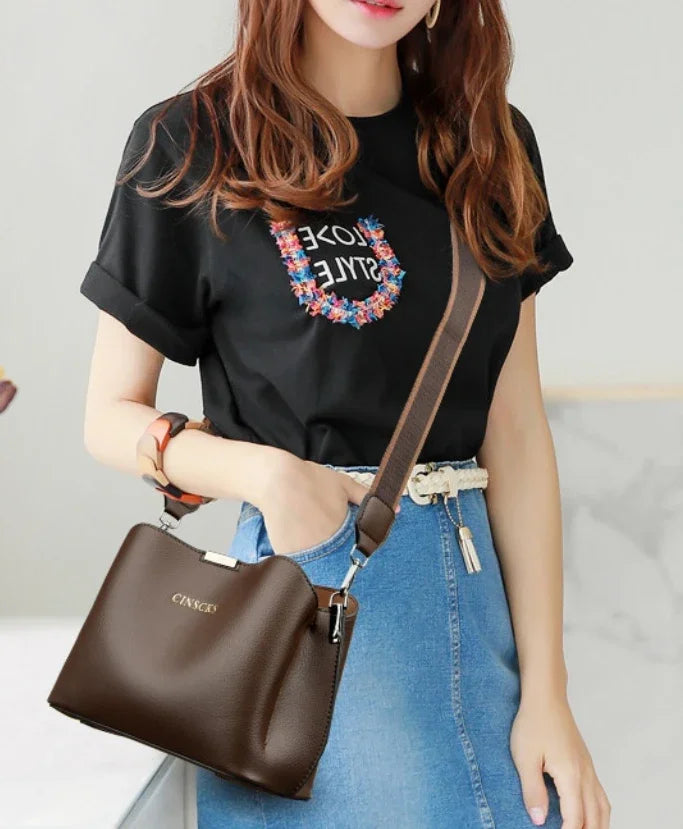 Bolsa Feminina Elegância Três Camadas