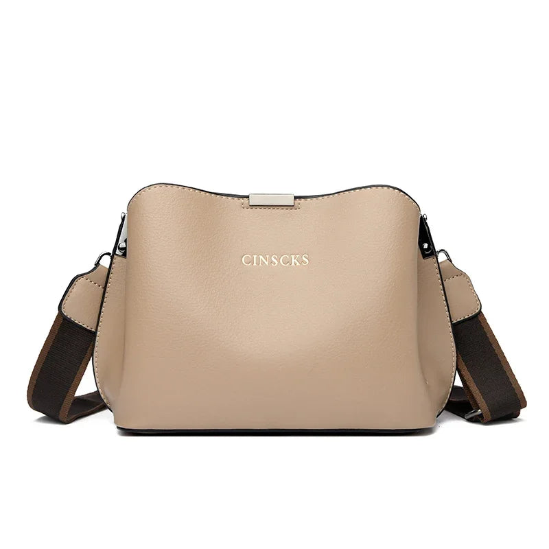 Bolsa Feminina Elegância Três Camadas