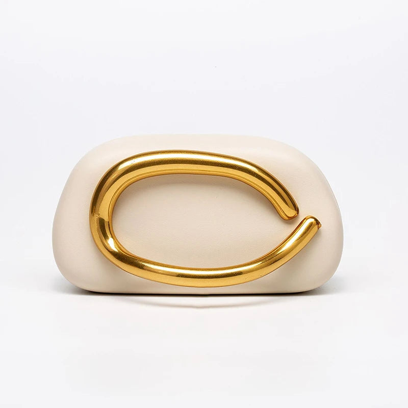 Clutch Rígida "Glamour" com Corrente e Detalhes em Gold