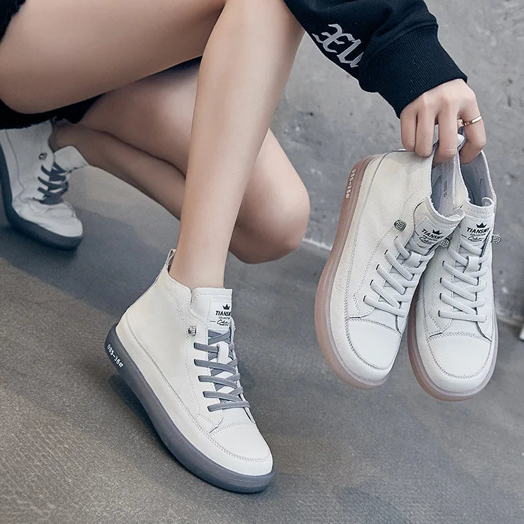 Tênis Feminina Genuíno em Couro Lace Up