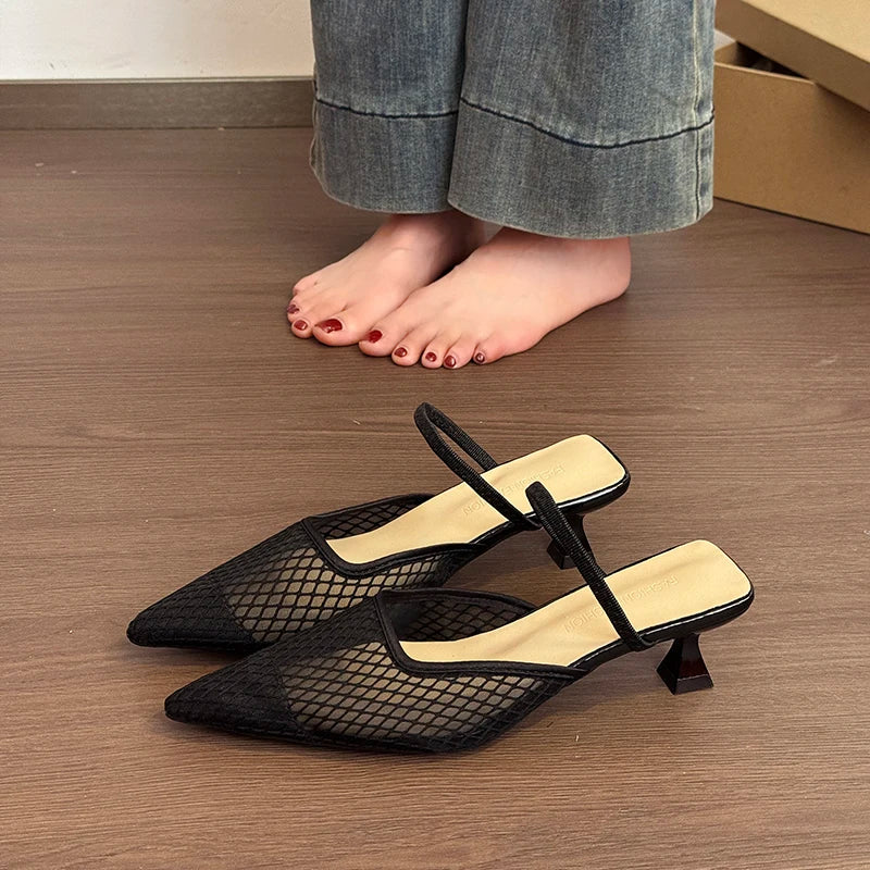 Corim – Mules Elegantes de Biqueira Fina
