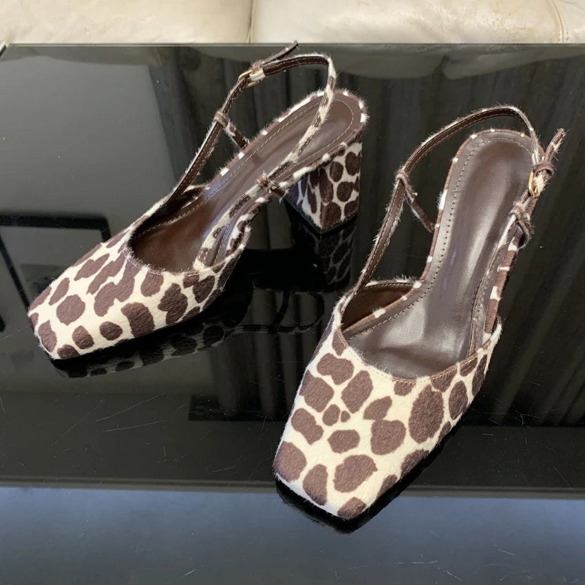 Savannah Luxe - Sandálias Slingback Leopardo de Salto Bloco
