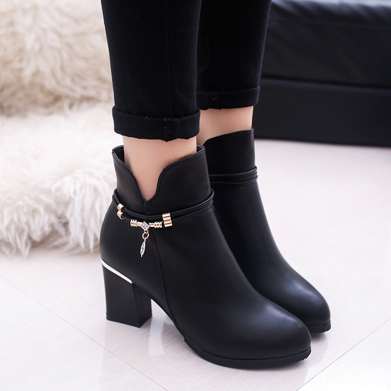 Bota Ana Julia