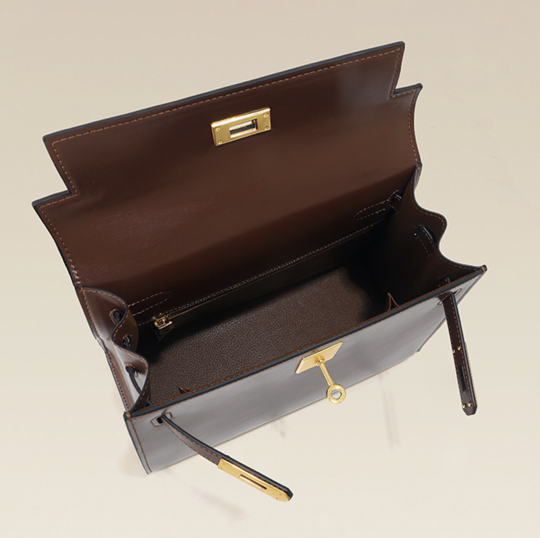 Grace Box – Bolsa Estruturada em Couro Genuíno Liso ( 28 CM )