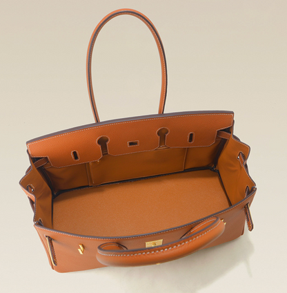 Jane Baguette – Bolsa 40 cm em Couro Genuíno Tipo Pebbled