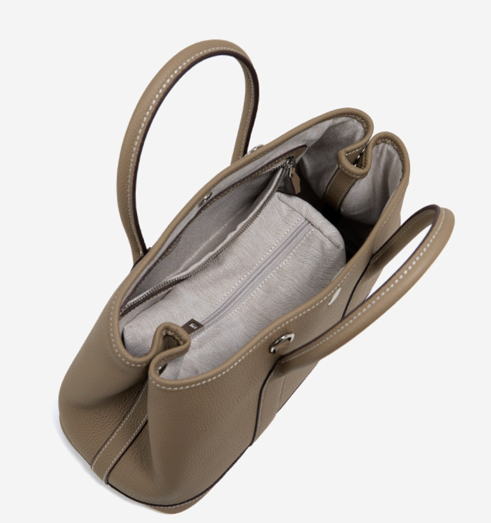 Brigitte – Bolsa Elegante em Couro Genuíno Estilo Togo