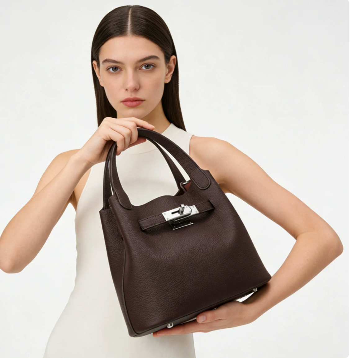 Elara Bucket – Genuine Leather Bag
