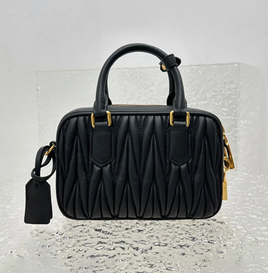 Aria Matelassé Mini – Genuine Leather Bag