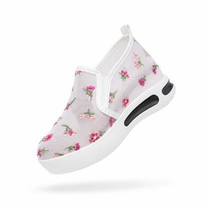 Nouvelles chaussures compensées décontractées brodées en filet pour femmes, style printemps-automne, chaussures à plateforme épaisse, sans lacets, grande taille, en maille respirante, pour le commerce extérieur