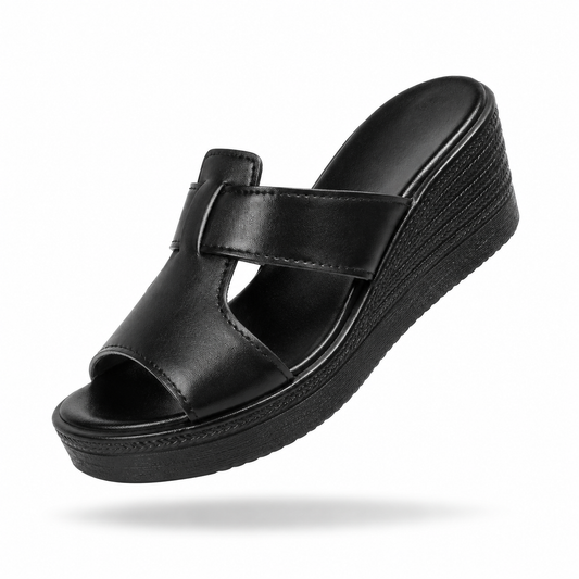 Sandálias Siena Studs – Carácter e Elegância