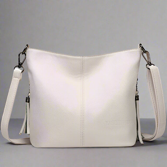 Bolsa "Lany Soft Tassel" – Elegância Casual com Estilo