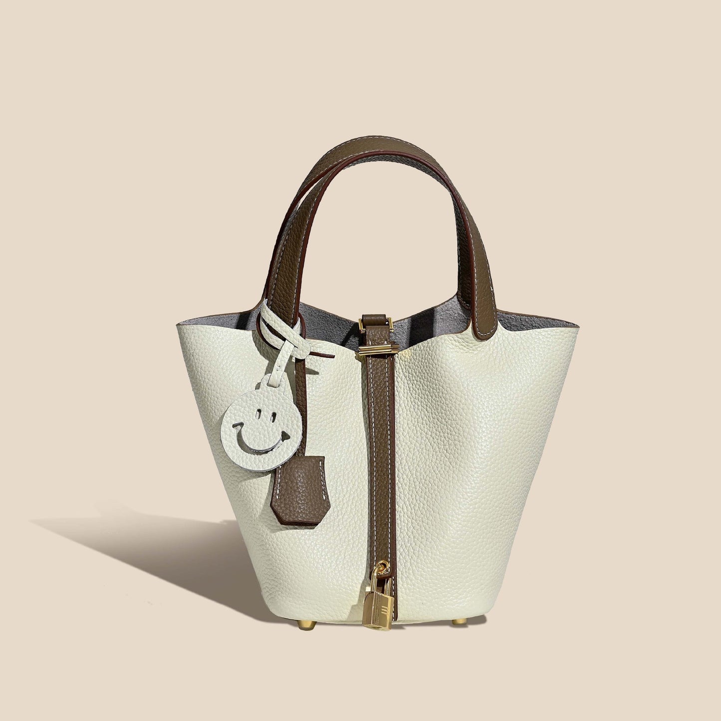 Camille Bucket – Bolsa Bucket em Couro Bovino Full-Grain