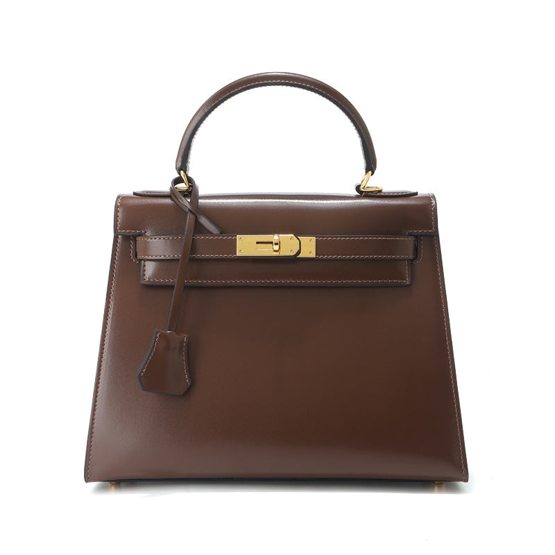 Grace Box – Bolsa Estruturada em Couro Genuíno Liso ( 28 CM )