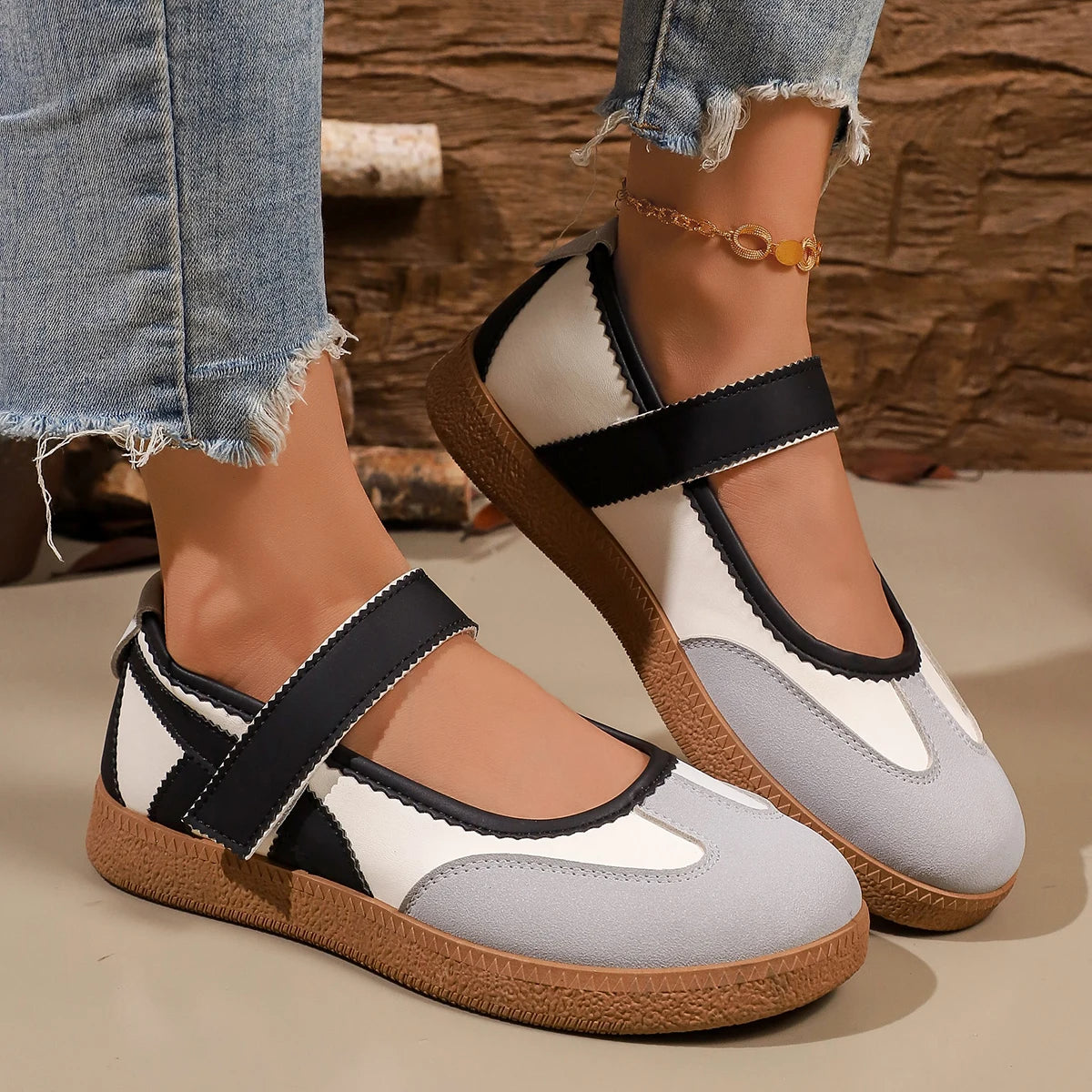 Claire Stride – Ténis Casual