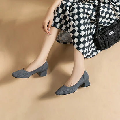 Miss Retro  - Sapato de Salto Bloco muito Elegante e Confortável