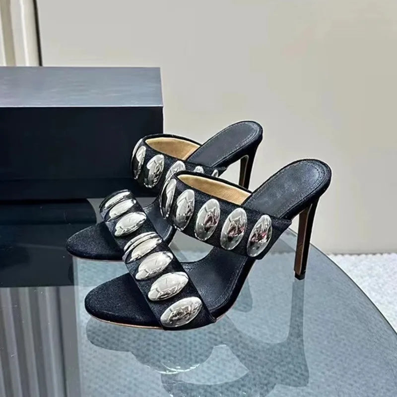 Vivienm – Sandálias Glamour Rivet