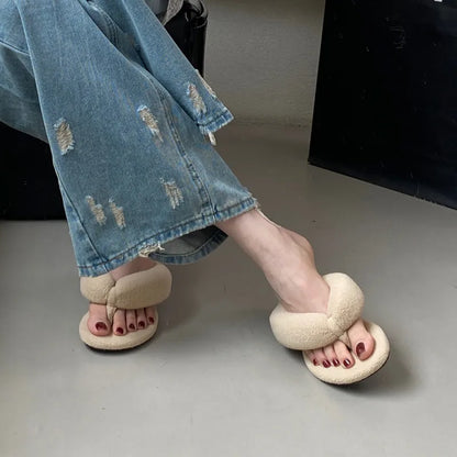 Serena Wedge – Chinelos Elegantes