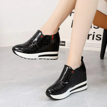 Elisa Toulouse - Comfortable and Stylish Platform Trainers