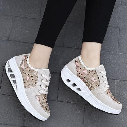 Monique - Super Comfortable Sneakers