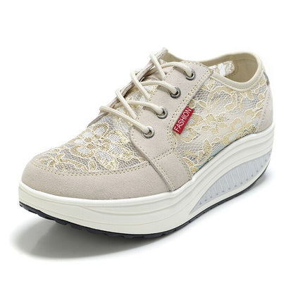 Monique - Super Comfortable Sneakers
