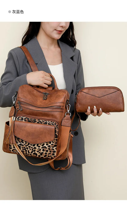 Mochila "Duo Fringe" – Estilo & Versatilidade para Viagem e Dia a Dia