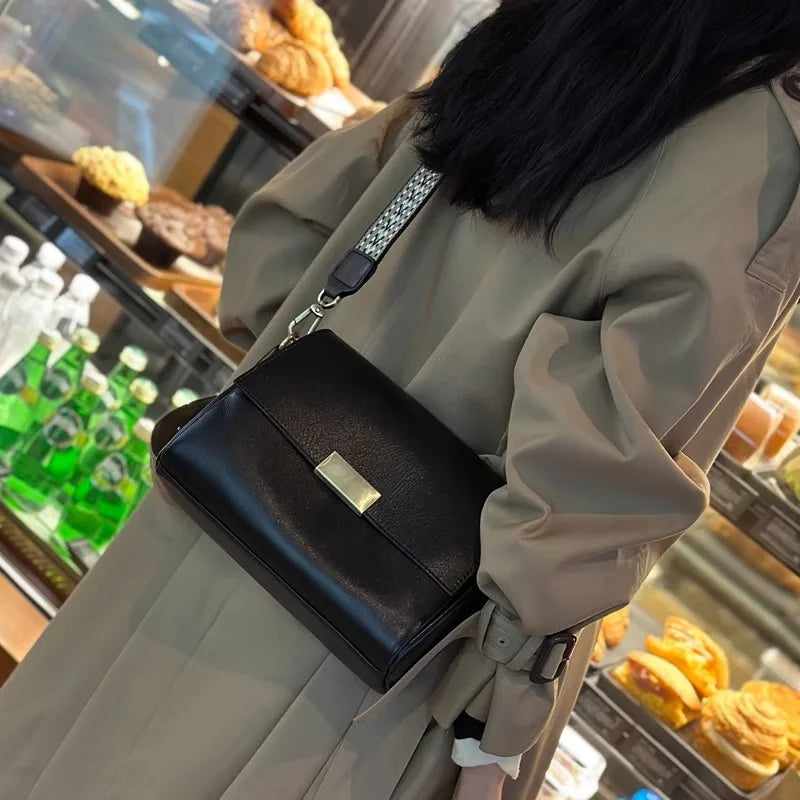 Sac bandoulière Bianca en cuir véritable – Élégance décontractée