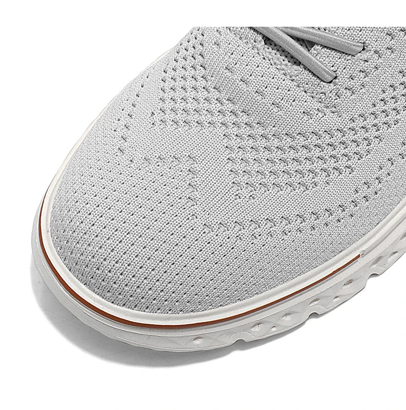 Lusitanna Urban Slip Sneaker