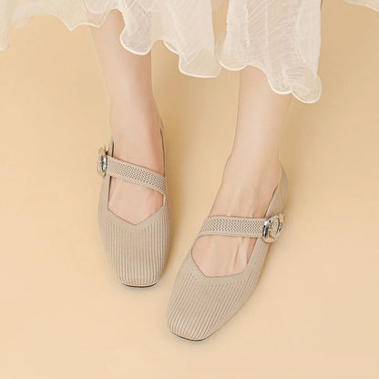 Victoria 2025 - Chaussure de style Mary Jane très élégante et confortable.