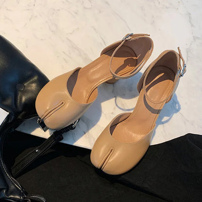 Aurora Elegance - Sapatos Mary Jane em Verniz