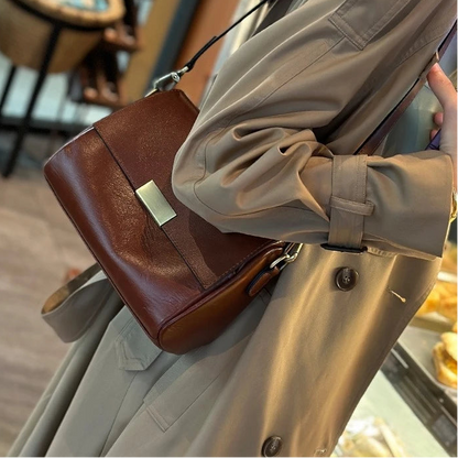 Sac bandoulière Bianca en cuir véritable – Élégance décontractée