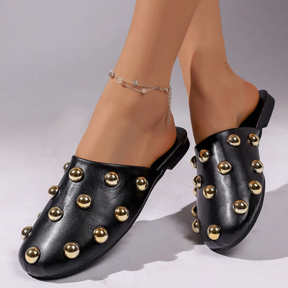 Verona Rivet – Mules Casuais Elegantes