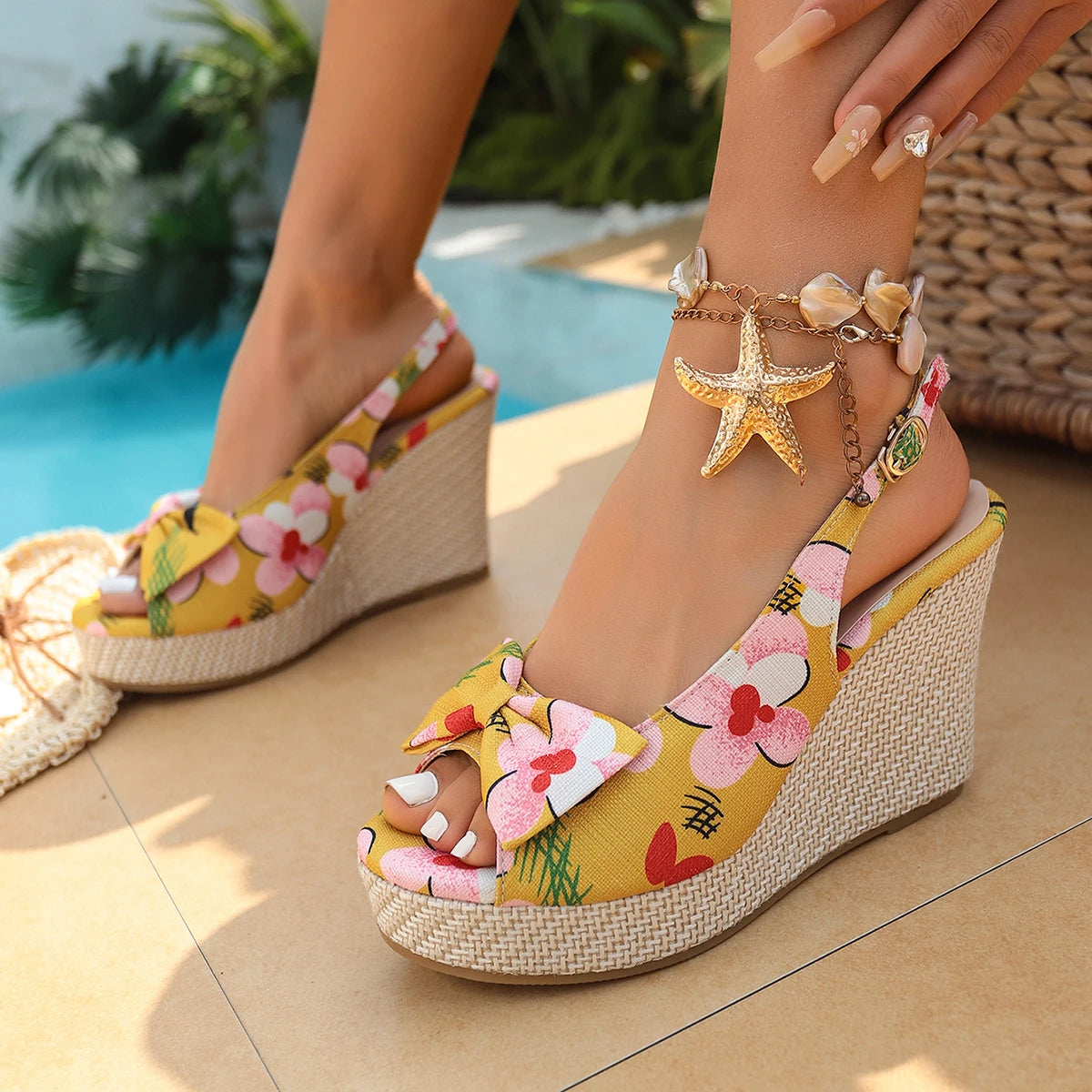 Solam – Sandálias de Cunha Elegantes