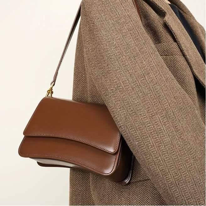 Sac Rachel en cuir véritable – Élégance décontractée