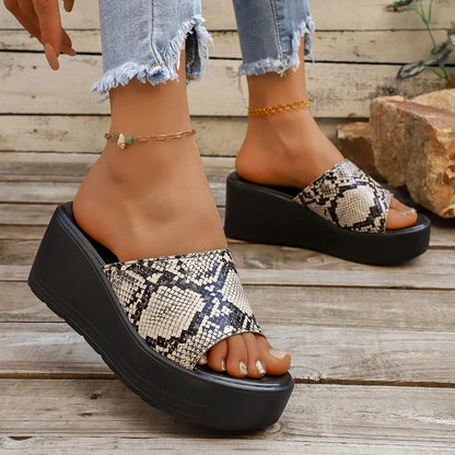 Serena Python – Sandálias Plataforma Elegantes