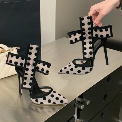 Zirem – Sapatos Elegantes em Rede Floral