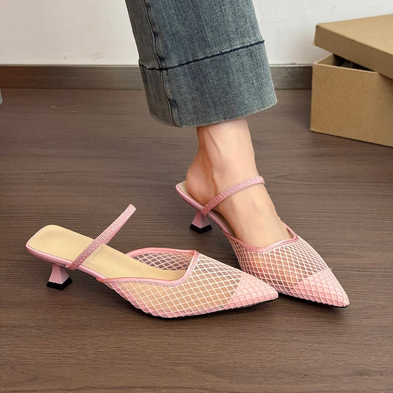 Corim – Mules Elegantes de Biqueira Fina