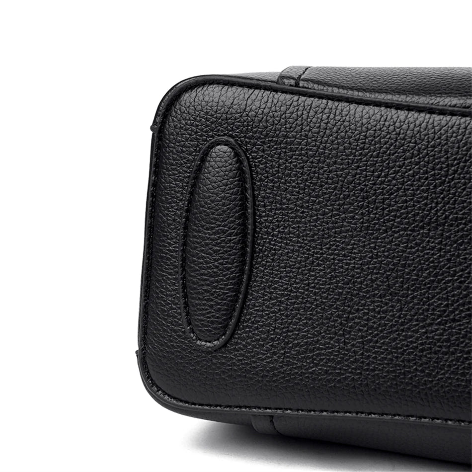 Aurora Luxe – Elegant Handbag