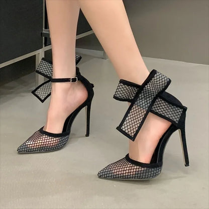 Zirem – Sapatos Elegantes em Rede Floral